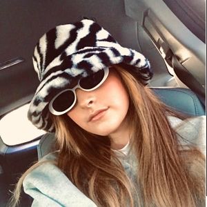 Meet your Posher, Cheyenne